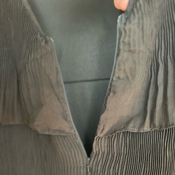 NWOT Elegant Nature Black Pleated Sleeveless Tiered Maxi Dress - Picture 7 of 8